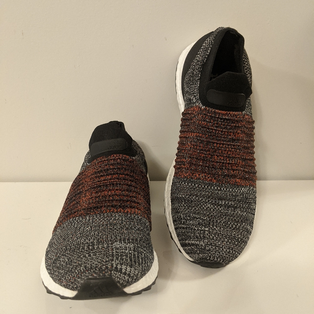 NWT Adidas Ultraboost Laceless // Men's 8.5